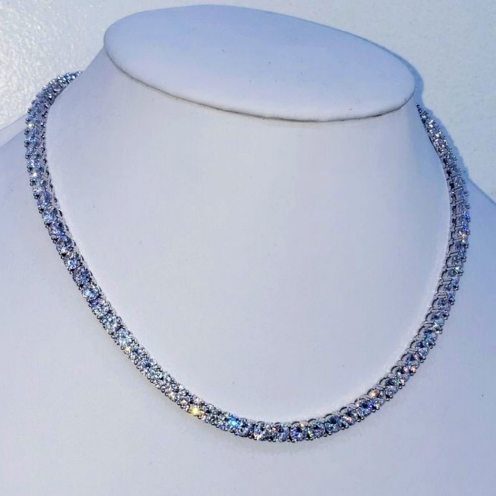 Tennis necklace